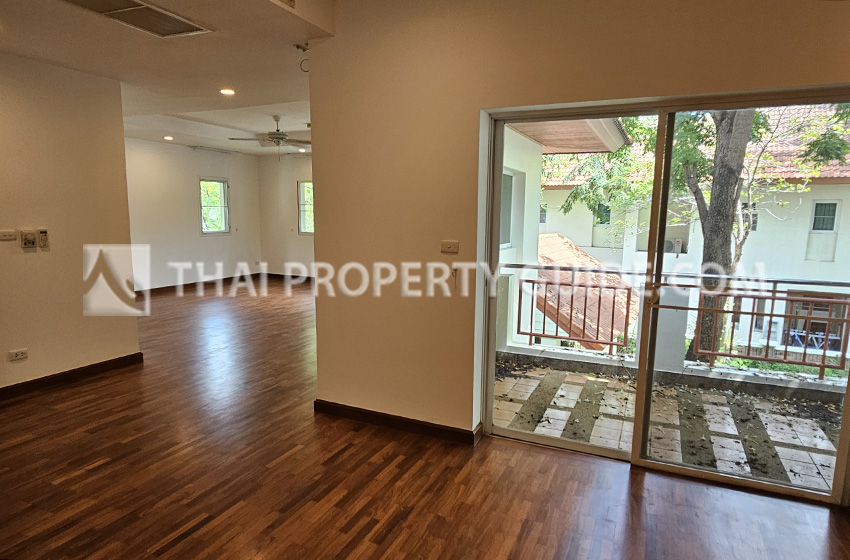 House with Shared Pool in Nichada Thani 